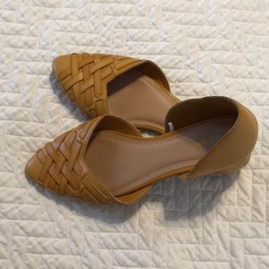 Old Navy mustard leather flats